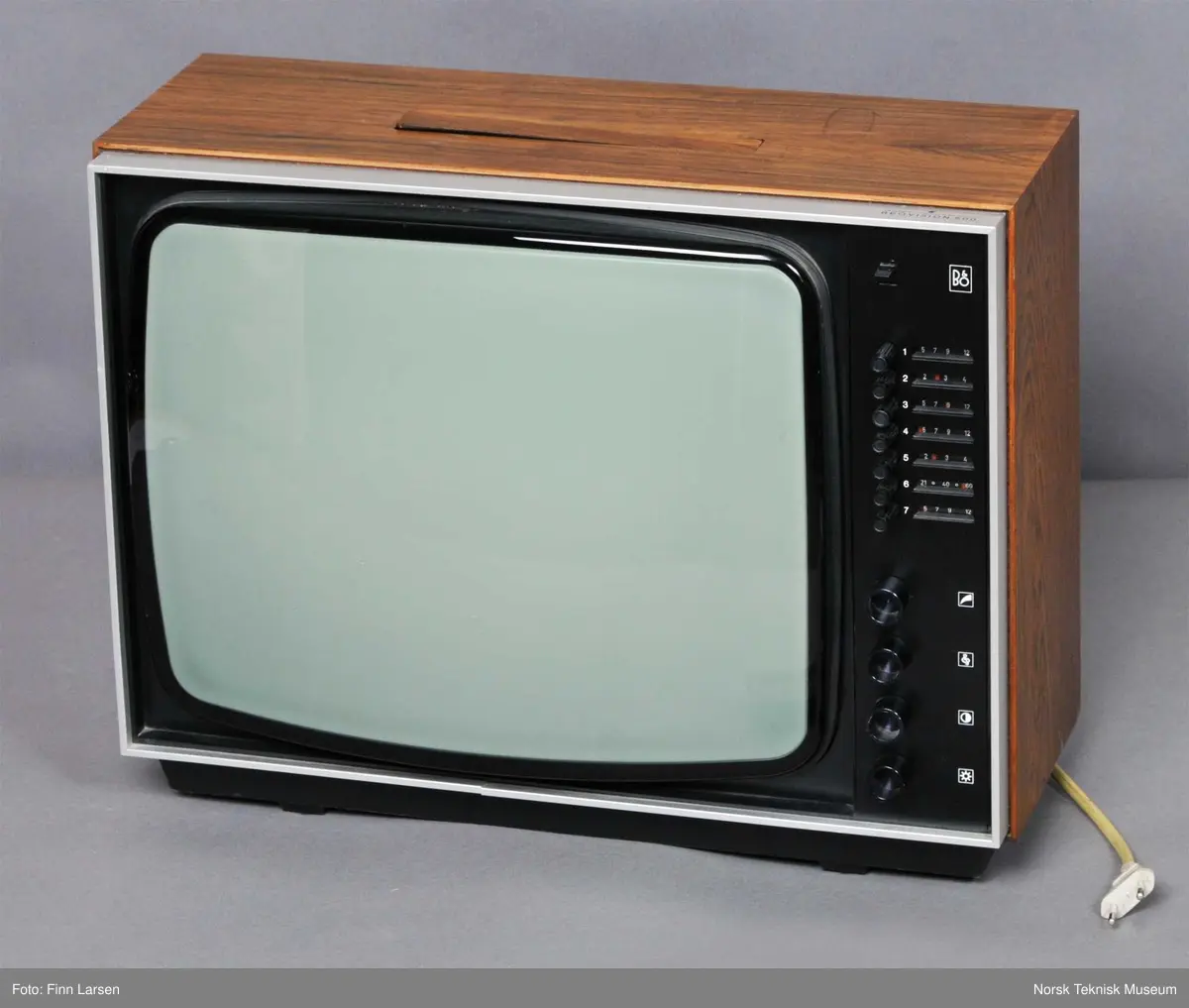Fjernsyn - Norsk Teknisk Museum / DigitaltMuseum