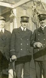 Styrmenn ombord i M/S 'Fionia' (b.1914, Burmeister & Wains M