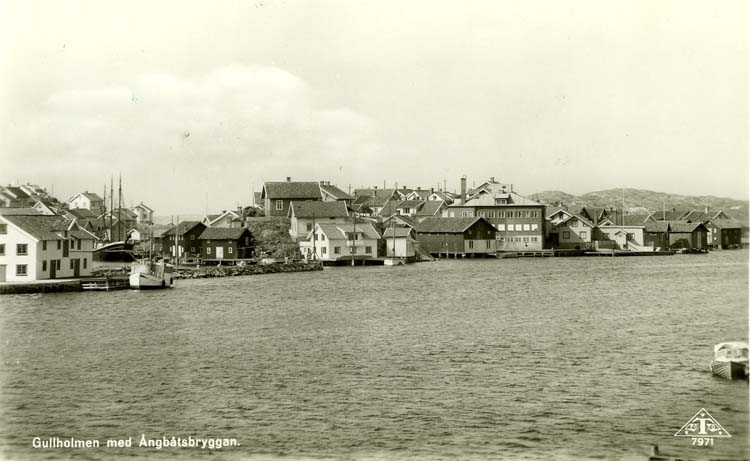 Gullholmen med Ångbåtsbryggan.