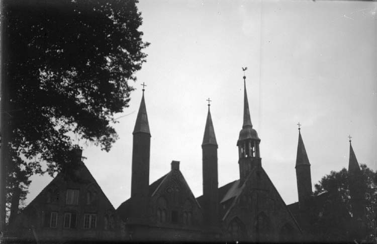 Enligt text som medföljde bilden: "Lübeck. Heilig geist hospits? 24 el. 25/9 13."