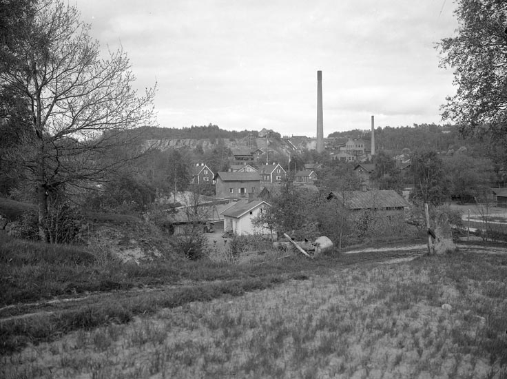 Enligt fotografens noteringar: "Munkedals fabrik omkring 1910."