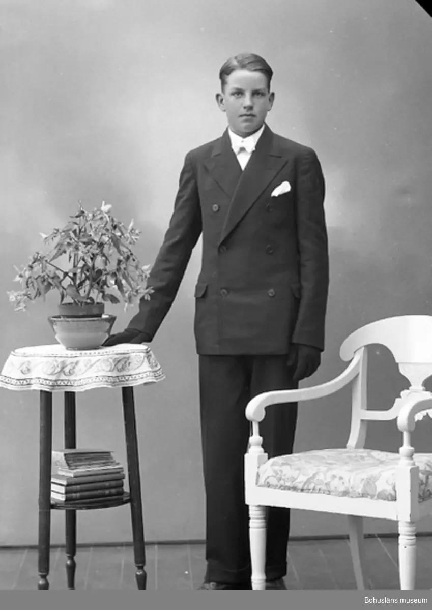 "Sjöberg, Erik Här [Stenungsund]" enligt fotografens journal nr 6 1930-1943.