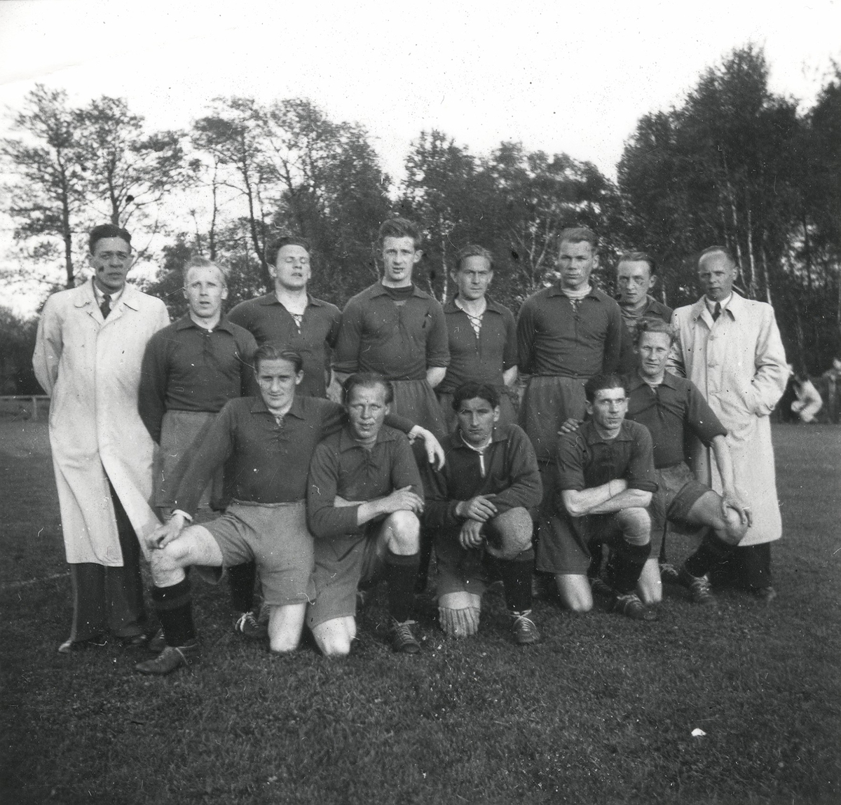 Halmstad. Idrottslag. Fotbollslag, 1952. Bilden är från tidningen ...