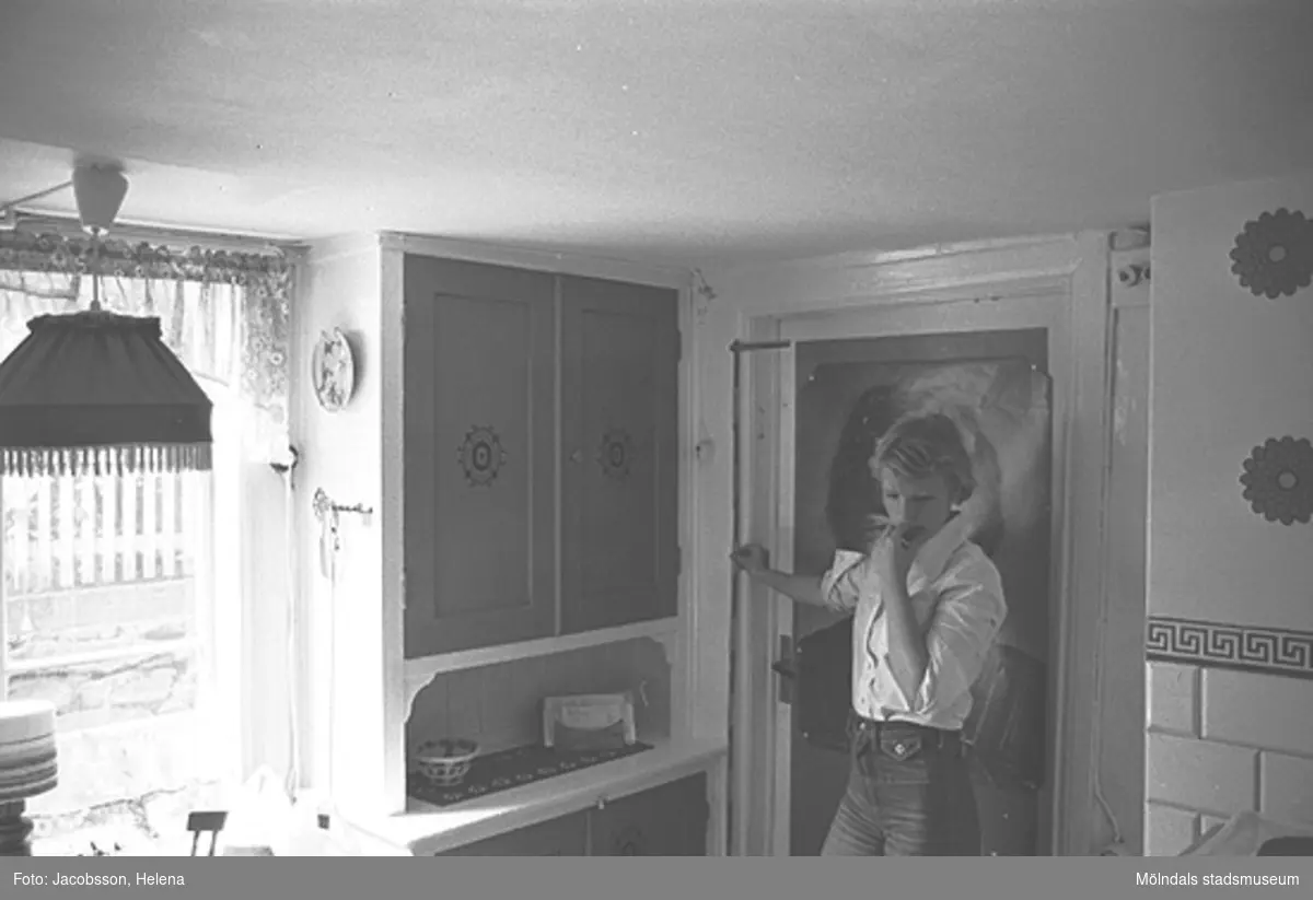 Interiör i bostadshus på Roten M 33 i Mölndals Kvarnby, 1972.
