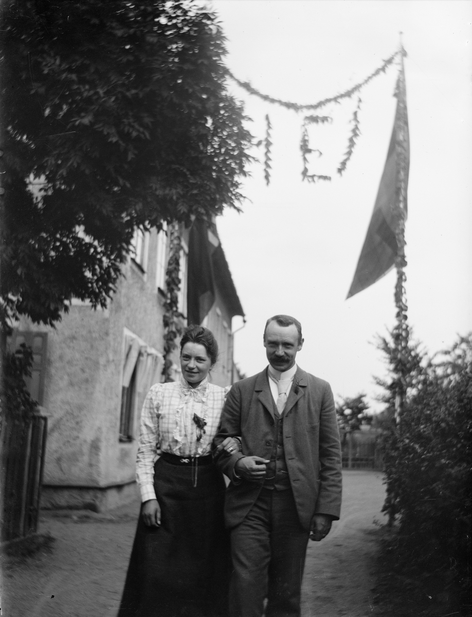 Christiane och Ruben Liljefors "hemma från Stavanger", Svartbäcksgatan 37, Uppsala 1901