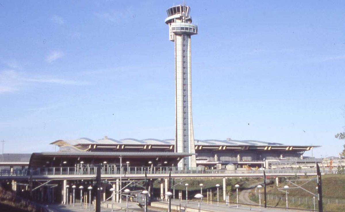 Lufthavn: OSL Gardermoen, Oslo 
Kontrolltårn.