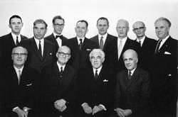 Fylkesutvalg 1963-67, gruppei12, politikere, fotoatelier, 
