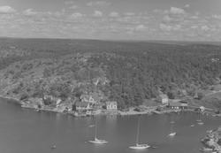 Bølingshavn på Kirkeøy, Hvaler, flyfoto fra august 1957.