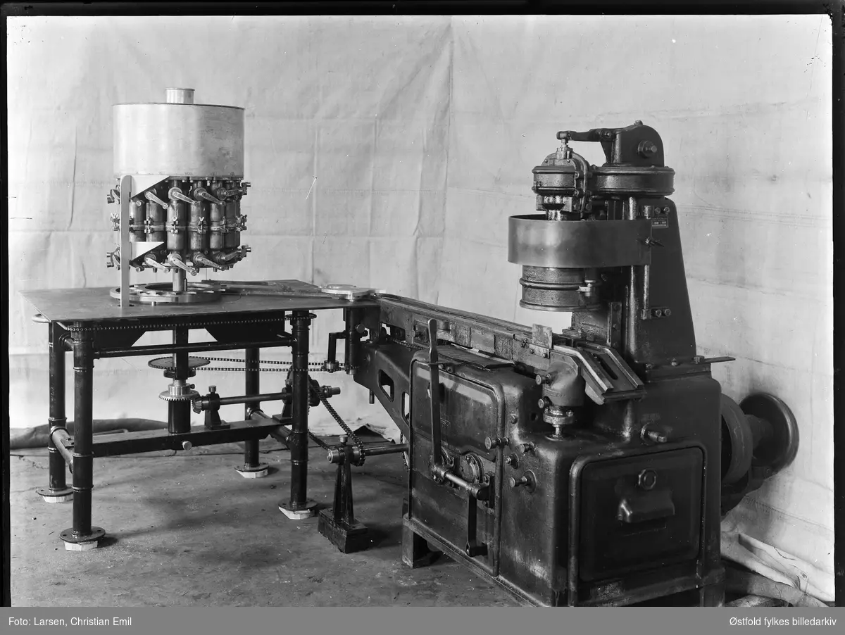 Komfyrproduksjon, fra hallen i 1928.