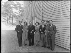 Kursdeltakere fotografert utenforFeriehjemmet i Bukta i Skje