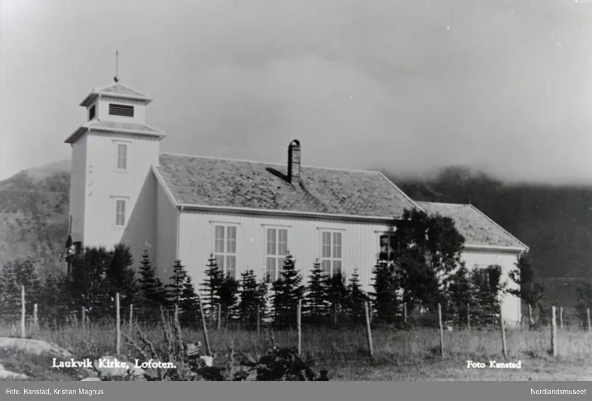 Laukvik kirke, Lofoten