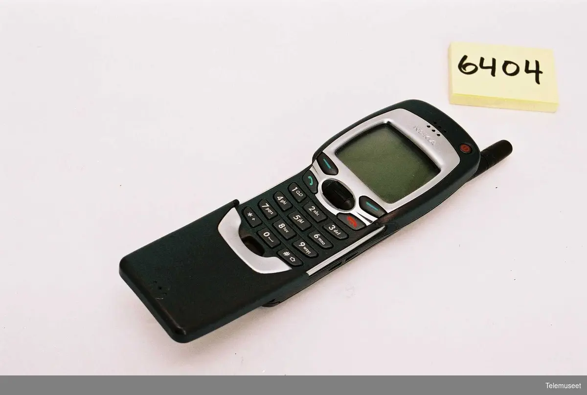 Nokia Type NSE-5
449313/10/118704/1
Code: 0503510
Batteri:  Ni-Mh (Japan) 3,6V 900mAh  Standby tid: 55/260t Taletid 2/4t