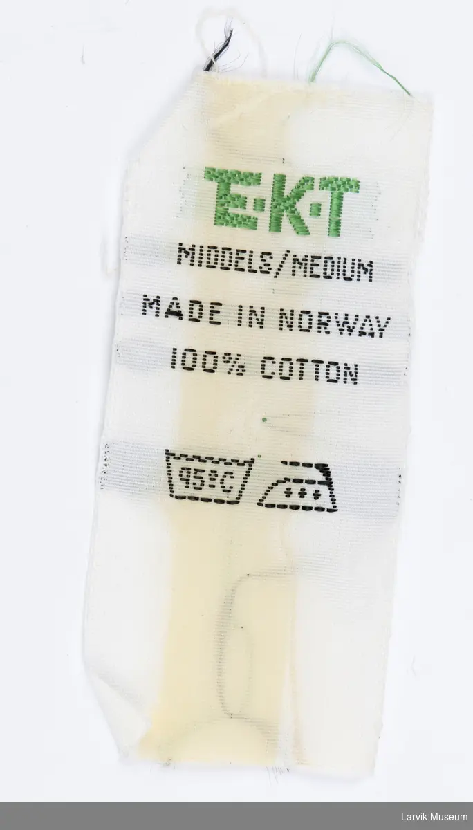 Logo: E-K-T, Made in Norway, 100 % cotton, Middels/medium, vaske- strykesymbol