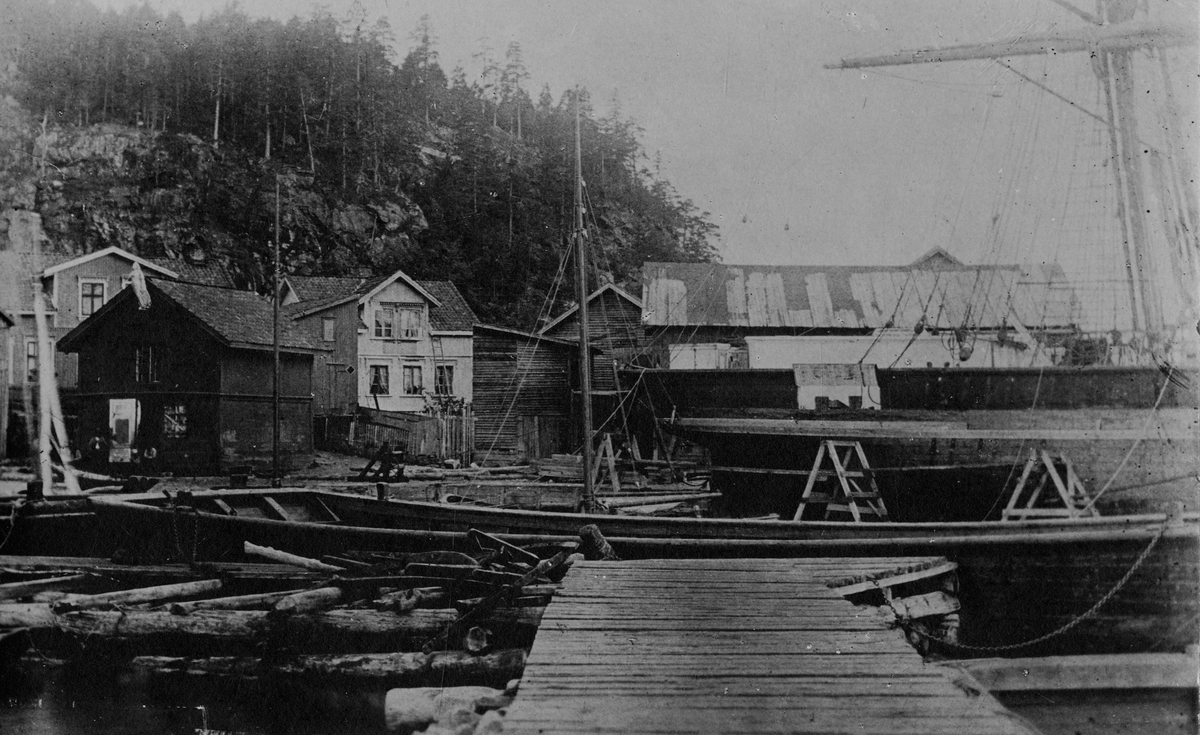 Postkort fra Kragerø. Tangen før 1886?