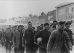 Mai-juni 1945. Russiske krigsfanger under siste utmarsj unde