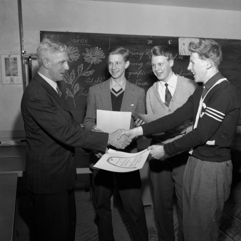 ÖK:s skolbandyfest.
16 mars 1955