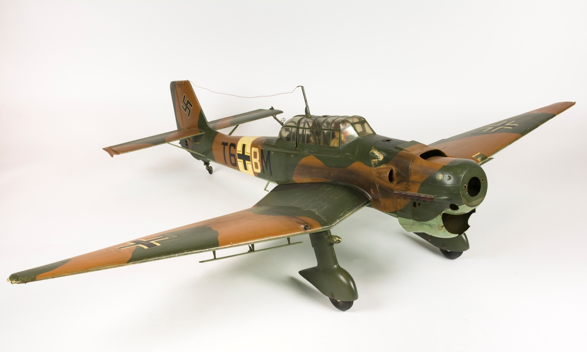 Modell av störtbombaren Junkers Ju 87 Stuka
