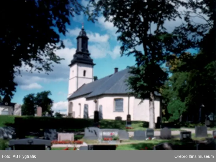 Knista kyrka, exteriör.
Bilden tagen för vykort.
(Fotocentralen, Västernärkes kyrkor)