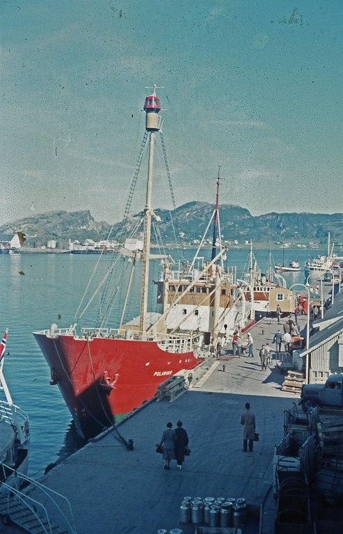 'Polarhav' under innlasting i Bodø før første overfart til Jan Mayen i mai 1958.