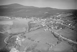Dombås, Dovre, 15.09.1953, Dombås hotell, kirke, jernbanesta