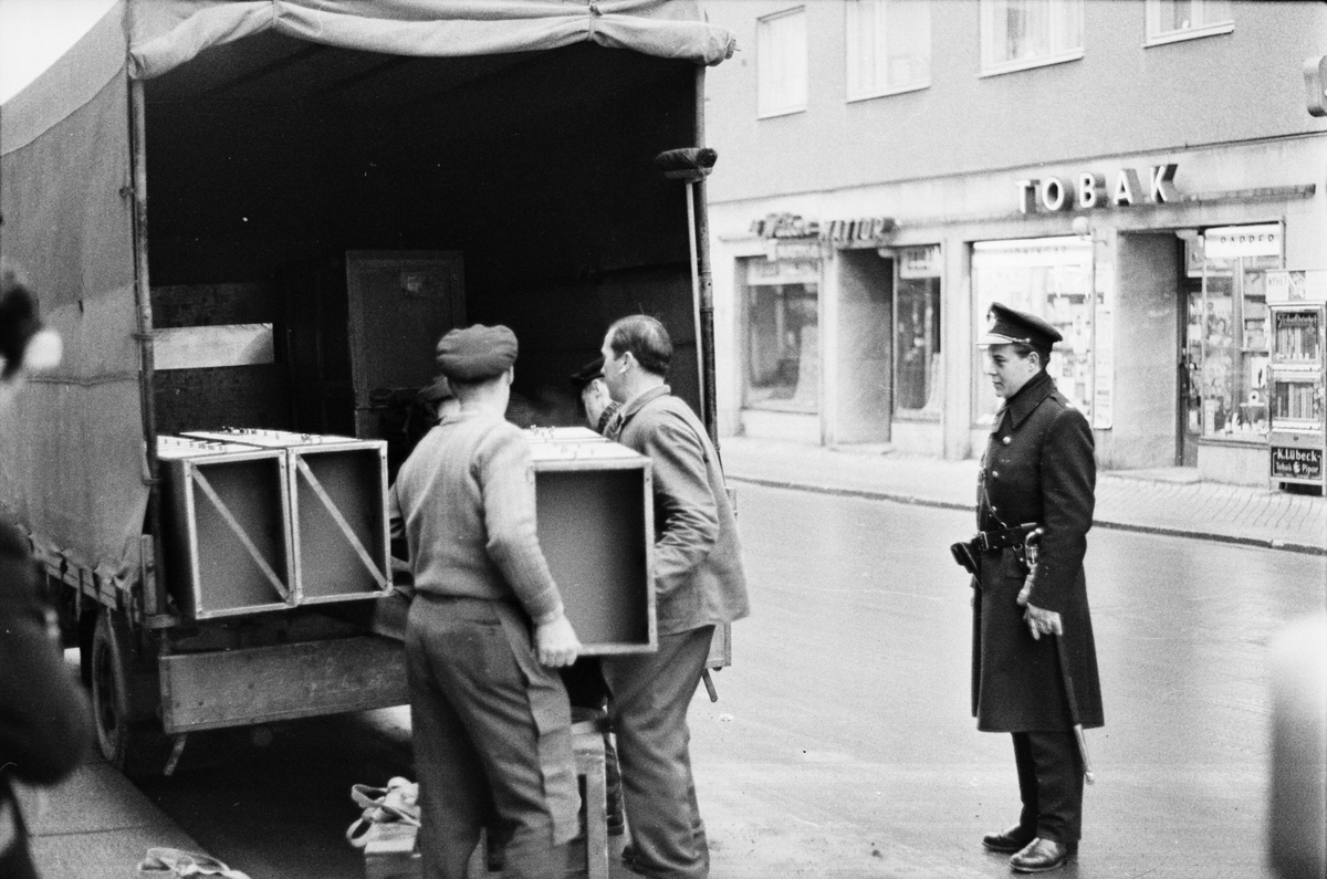 Skandinaviska banken - "Flyttning med poliseskort", Uppsala december 1962