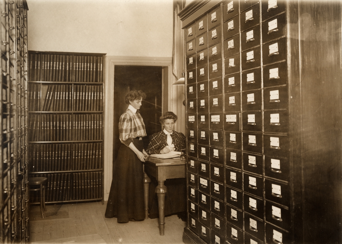 Fotografi ur album tillhörande Ester Holmberg, anställd vid Telegrafstyrelsens statistikavdelning 1902. Fotografierna troligen tagna 1907. Ester Holmberg i arkivet.