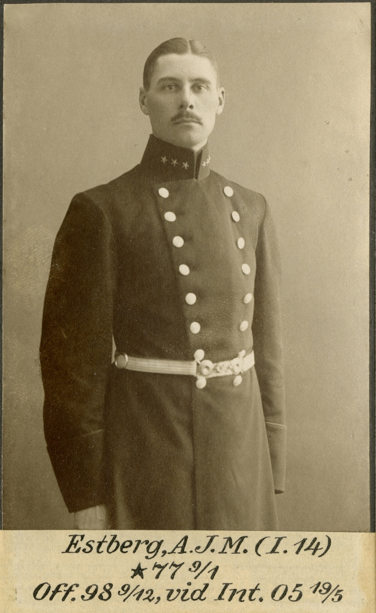 Porträtt av Axel Johan Mathias Estberg, intendent vid Intendenturkåren.
