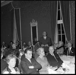 Jubilantfest. Direktør Rafn holder tale.