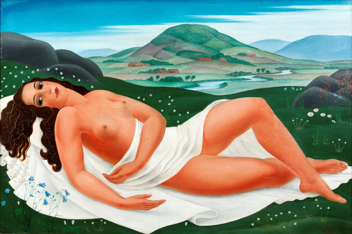 naken kvinna liggande i böljande landskap