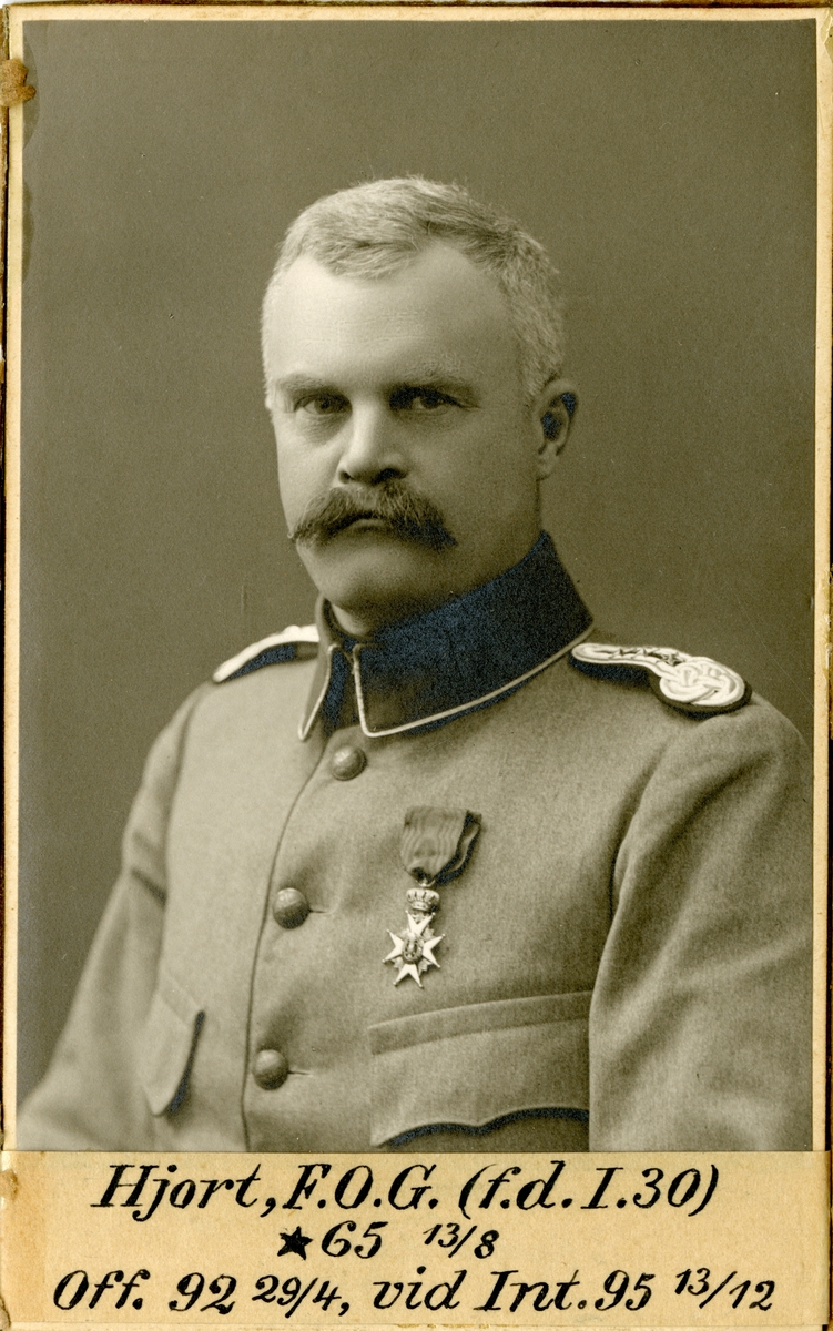 Porträtt av Felix Otto Georg, officer vid Blekinge bataljon I 30 och Intendenturkåren.
