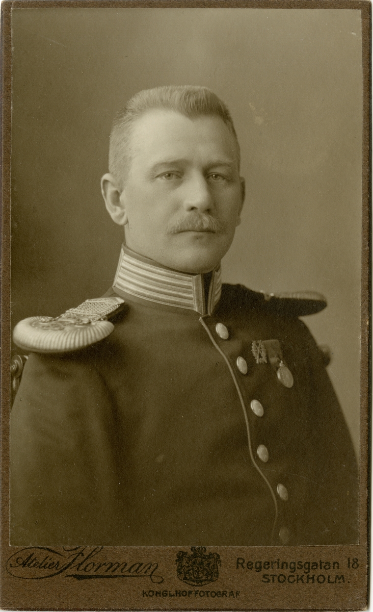 Porträtt av Martin Hääger, officer vid Svea livgarde I 1.