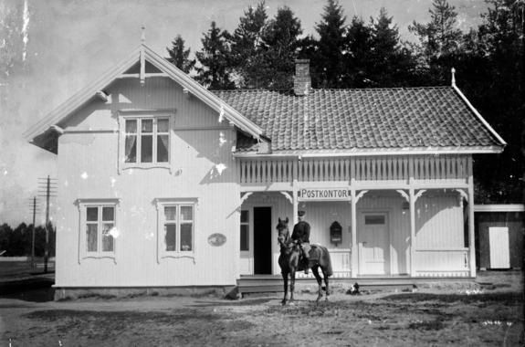 Postkontoret på Gardermoen 1910 (Foto/Photo)