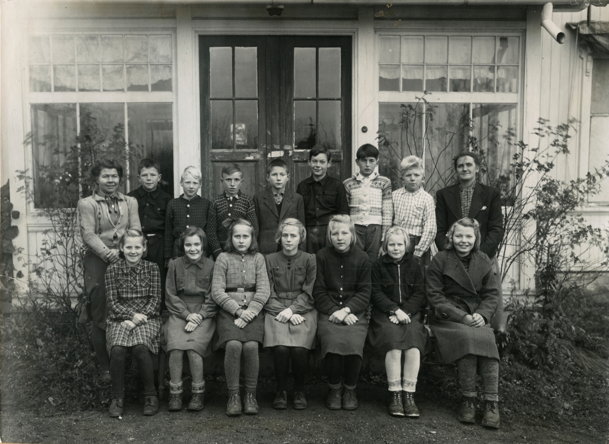 Østgård skole,Hernes 1944