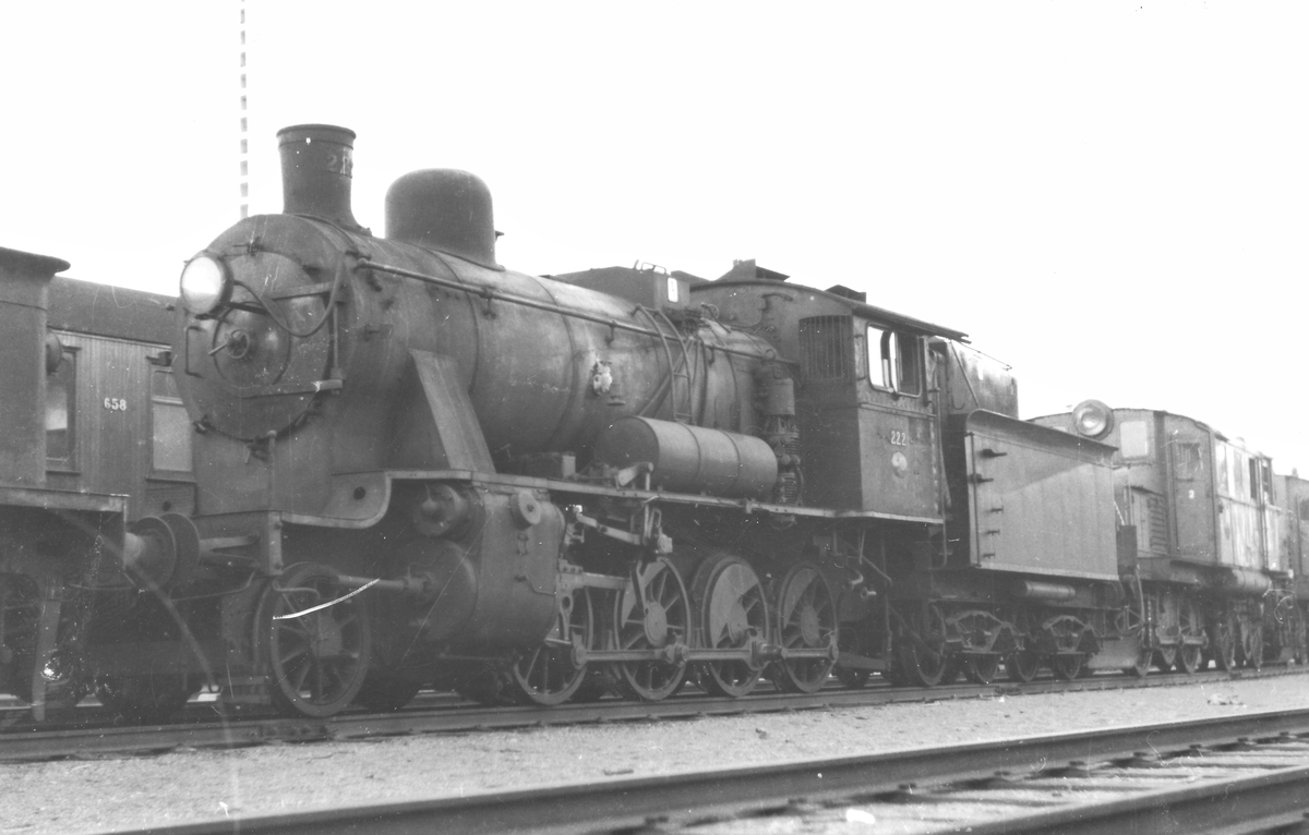 Utrangert damplokomotiv type 24b nr. 222 på Sundland i Drammen