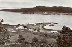 Postkort med motiv fra Dromnessundet i Aure kommune, hvor vi