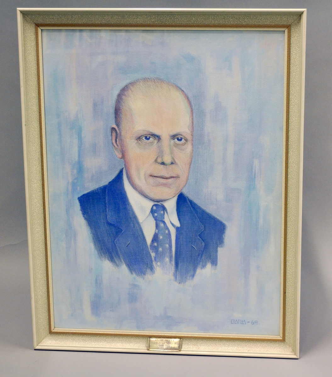 Portrett av Knut Helle.