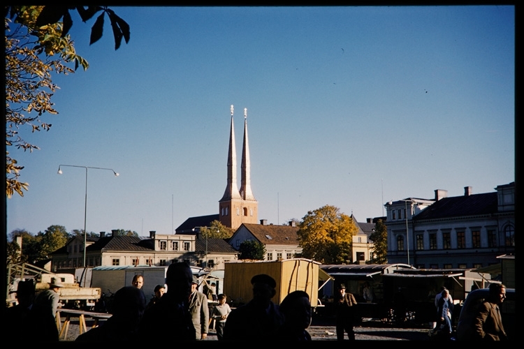 Stortorget i Växjö med domkyrkan i bakgrunden. 1959.