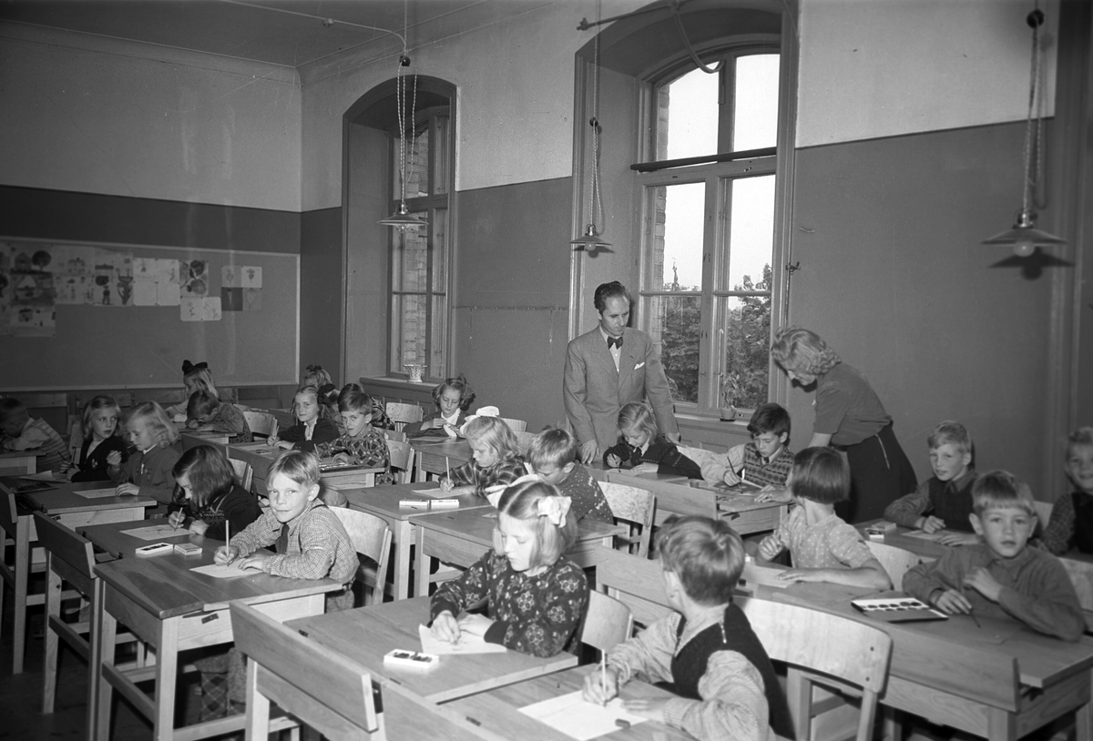 Praktiserande elev från Seminariet i Gävle. 1946. Reportage för ...