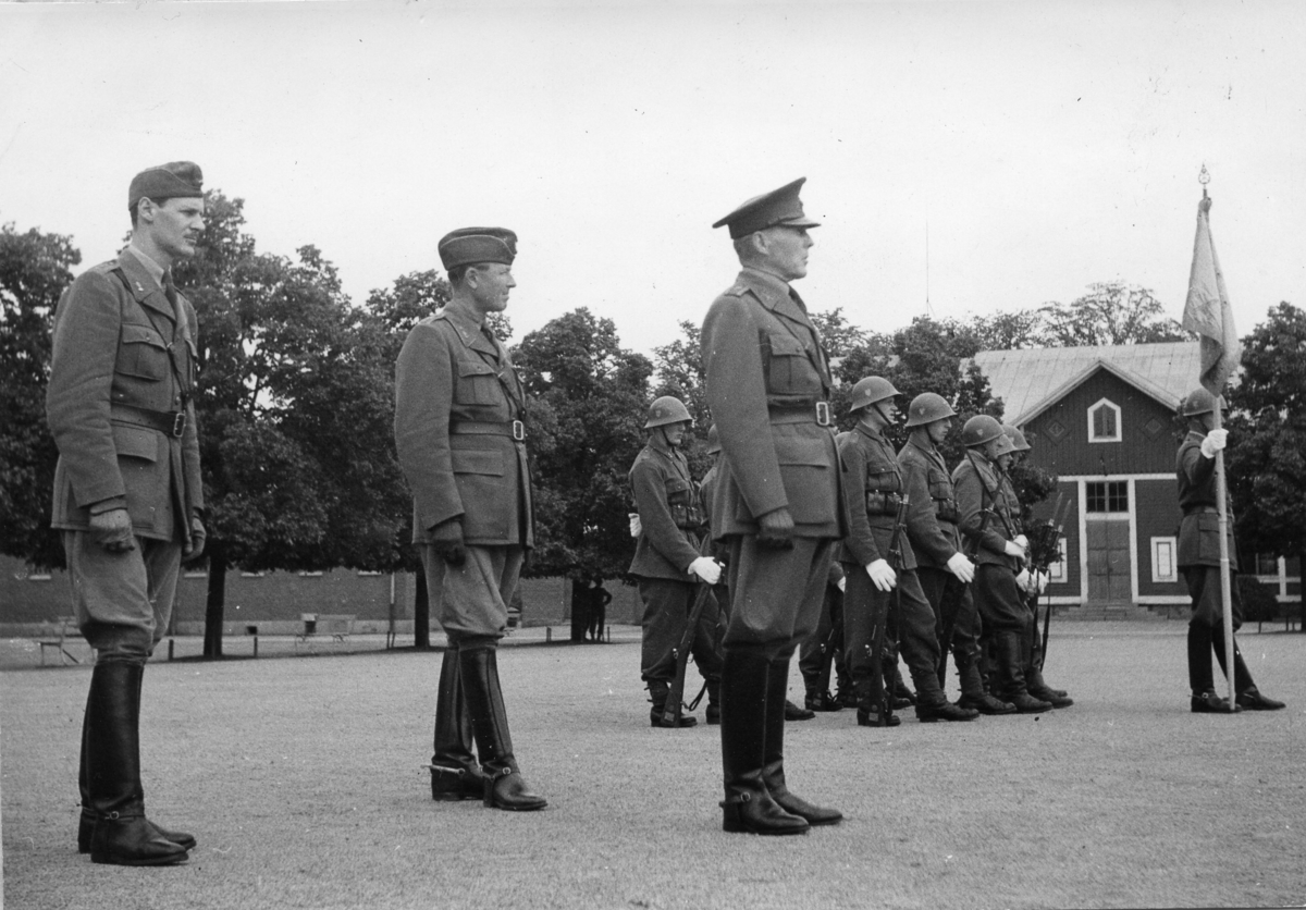Standarvakt, A 6. Lt Cané, övl Willberg, ö Kempf.