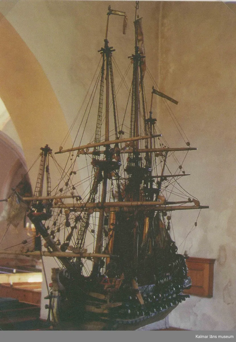 Votivskeppet i Sankta Gertruds kyrka, skänkt av okänd donator 1711.