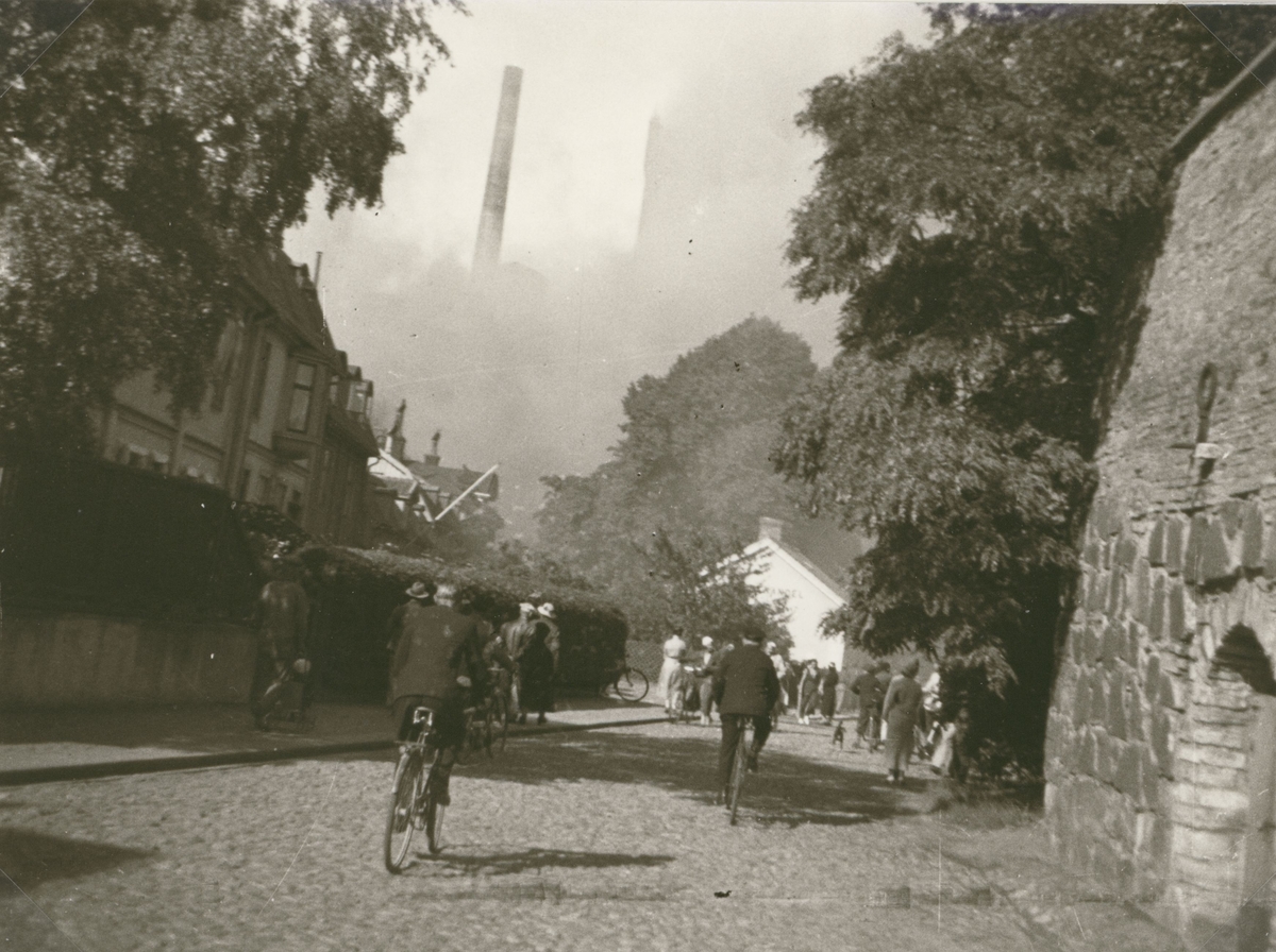 Ångkvarnsbranden 1935-07-06. Fotot taget vid Lilla Torget.
