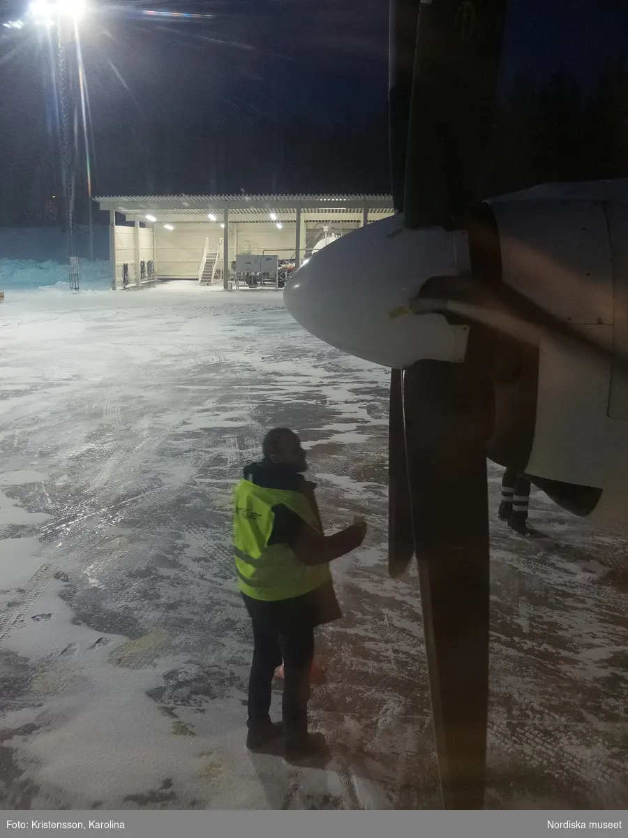 Vilhelmina flygplats, flygplan, propeller, kväll, Arktis