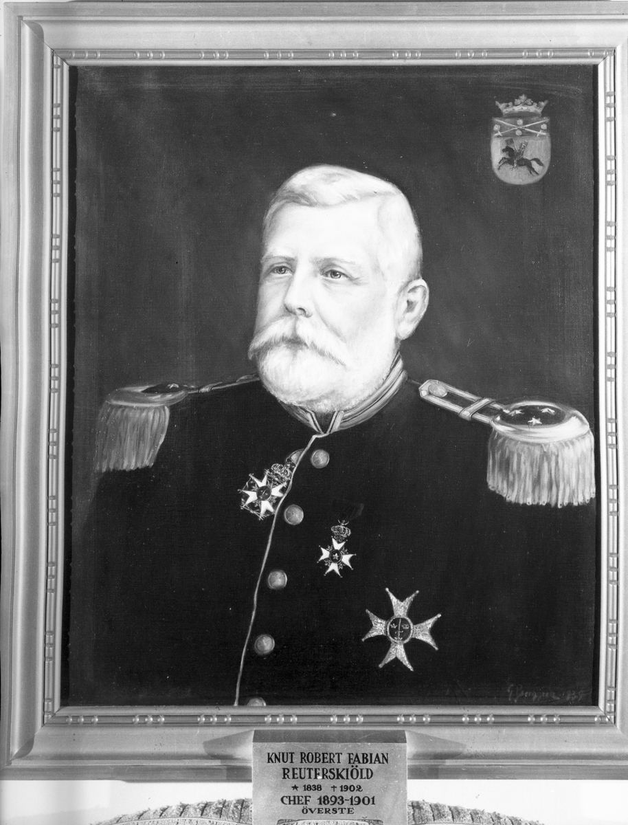 Tavla av Knut Robert Fabian Reuterskiöld. 1838 - 1902. Chef 1893 - 1901 Överste. Målad av konstnär     Den 27 juli 1959