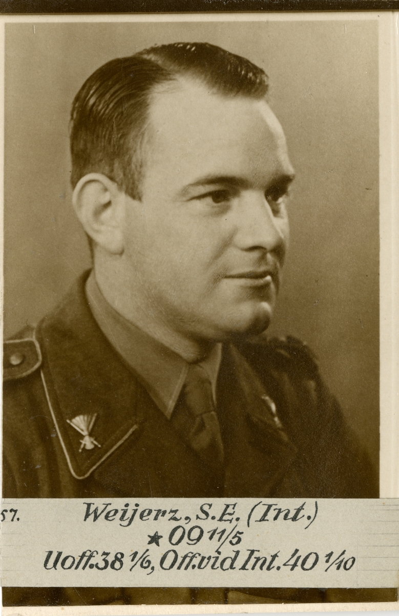 Porträtt av Sture Eugén Weijerz, löjtnant vid Intendenturkåren.