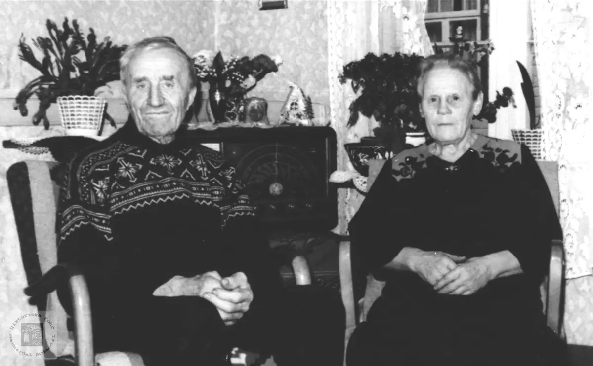 Pensjonistekteparet Bent Olson Kleiven og Anna Joensdtr (f.Øydna) Kleiven.