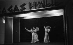 Fra byjubileet i 1936 sommerutstilling og revy.