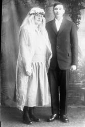 Portrett,brudepar.
Gudrun Roe og Herbrand Eidsaberget Roe.