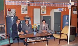 Interiør og utstilling for Larsen Fyr og Flamme, Lillestrøm