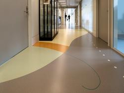 Det var en gang [Gulv- og vegginstallasjon]