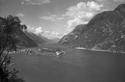 Eitrheimsneset, Det norske Zinkkompaniet, Sørfjorden, Oksen,